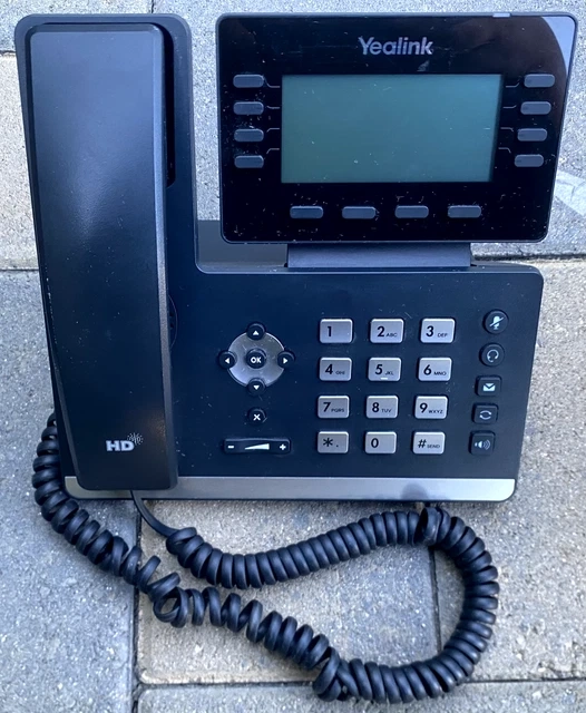 Poly rove 30 telefono ip inalambrico de 20 lineas color azul terminal con conexion por cable. requiere poly rove b2 por separado
