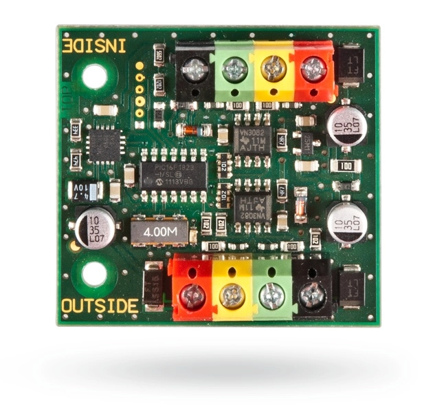 Modulo aislador del bus, el aislador ja-110t esta destinado para la division y proteccion de las partes desprotegidas de los cables del bus. es alimentado desde el bus de la central.
