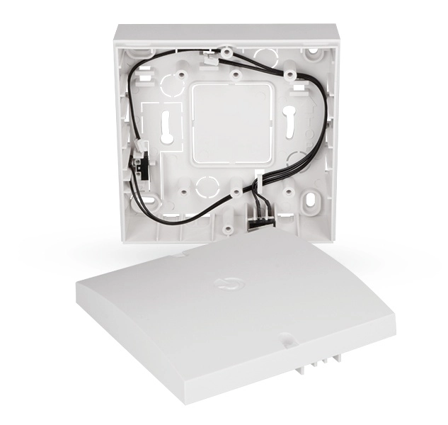 Caja de instalacion multiproposito – tamaño mediano, una caja de instalacion de diseño para modulos jablotron, equipada con un contacto de sabotaje frontal y trasero. adecuada para modulos de entrada y salida, divisores, etc