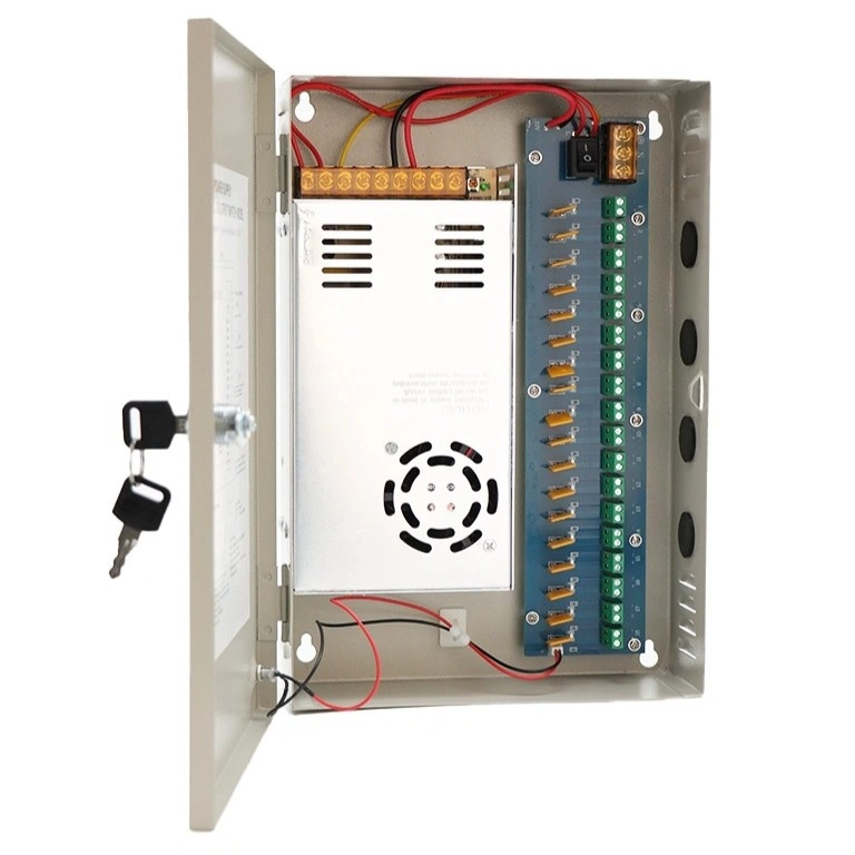 Saxxon sx30a18ch - fuente de poder profesional 12 vcd  30 amperes  18 canales  1.6 amperes por canal  protección contra sobrecargas  led indicador de funcionamiento  con switch 110220v