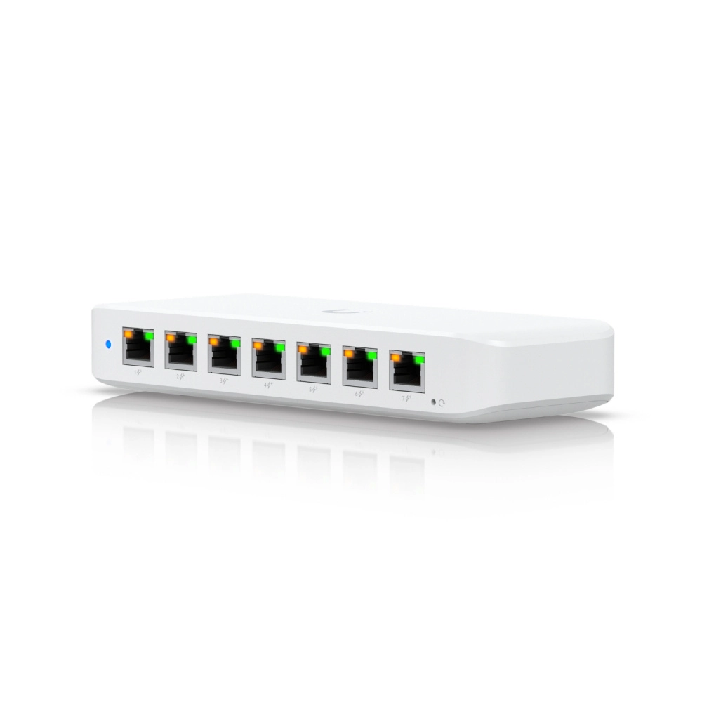 Ubiquiti usw-ultra-60w - switch unifi ultra capa 2, de 7 puertos poe+ de salida y 1 puerto poe++ de entrada, 52w totales, incluye adaptador de corriente alterna.