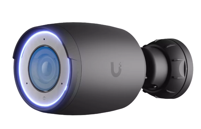Ubiquiti uvc-ai-pro - cámara 4k, zoom óptico 3x, ia avanzada detecta personas, lee matrículas , ir 25 metros , microfono integrado, audio bidireccional , exteriorinterior, poe+ (color negro).