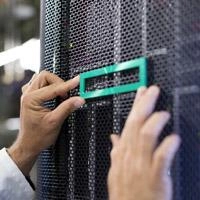 Poliza de garantia hpe tech care basic 3 años para sn2010m